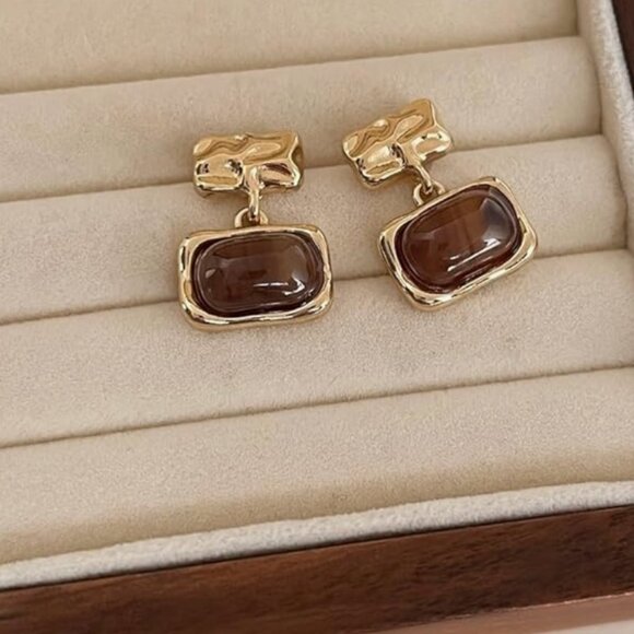 Vintage Elegance Brown & Gold Dangle Earrings - Picture 5 of 5